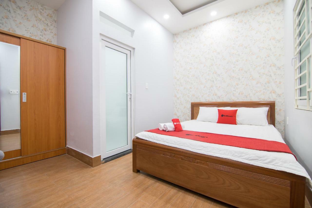 Reddoorz Plus @ Huynh Tan Phat Хошимин Экстерьер фото