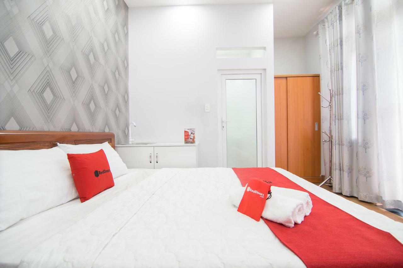 Reddoorz Plus @ Huynh Tan Phat Хошимин Экстерьер фото