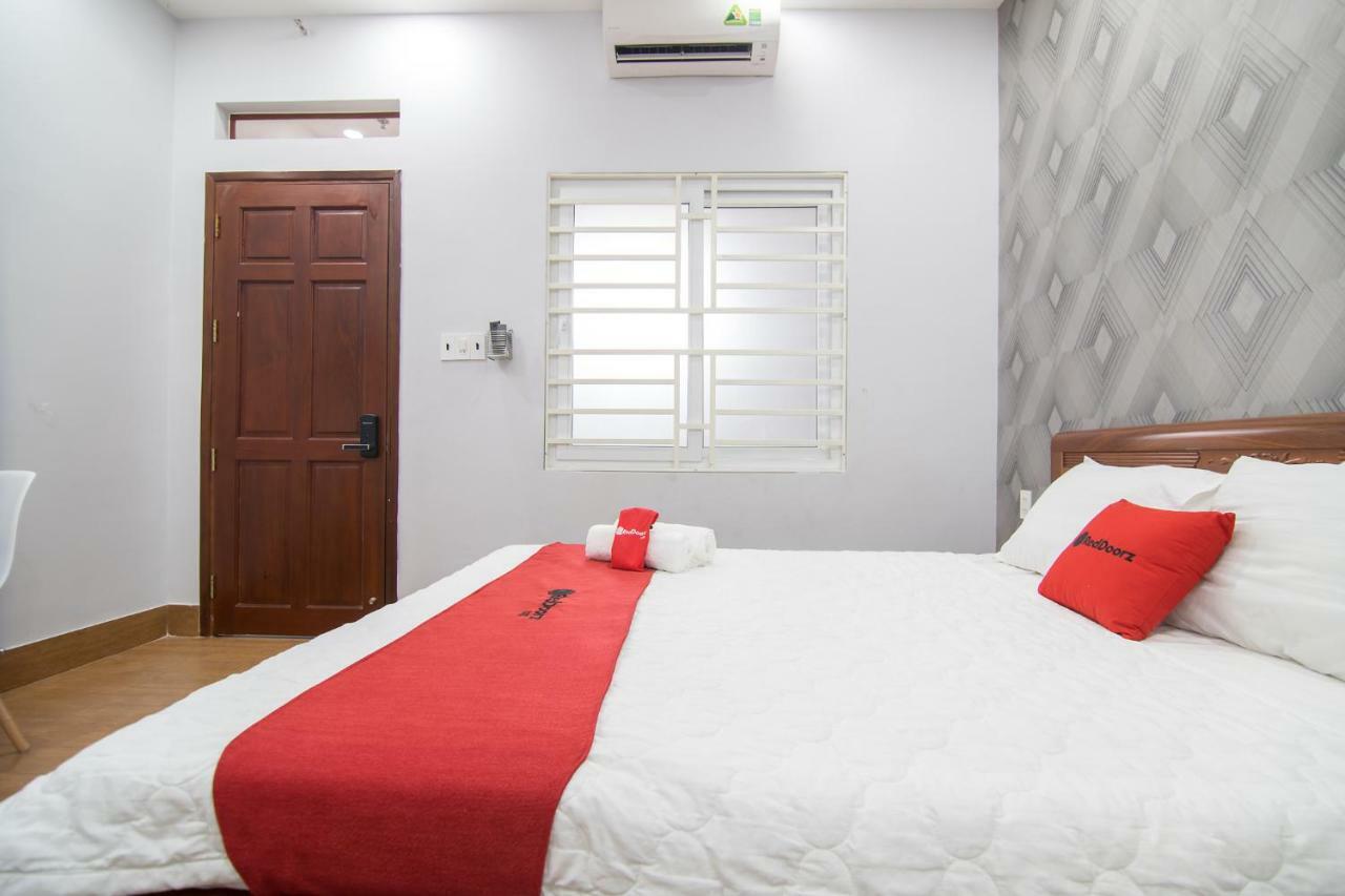 Reddoorz Plus @ Huynh Tan Phat Хошимин Экстерьер фото
