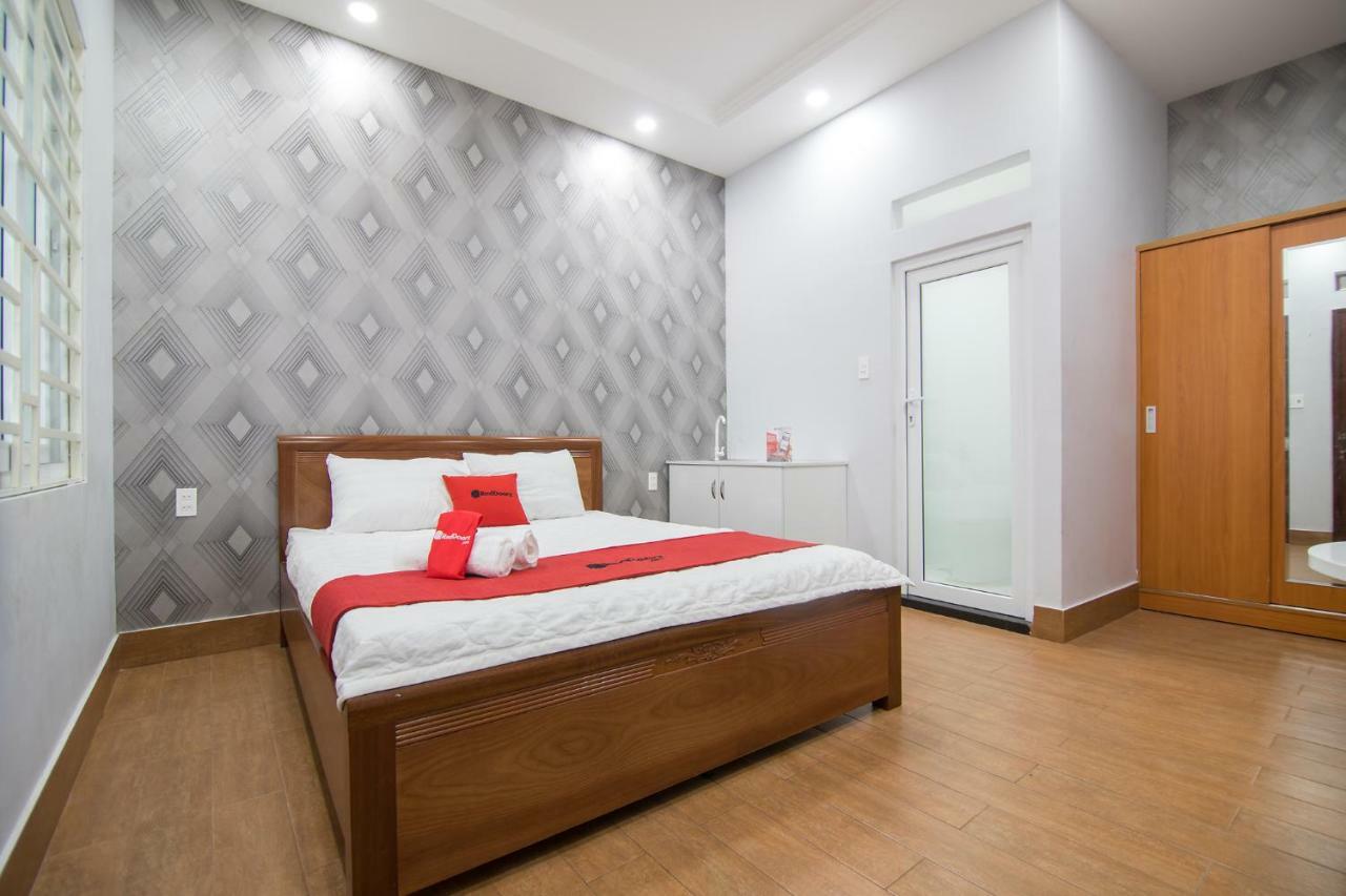 Reddoorz Plus @ Huynh Tan Phat Хошимин Экстерьер фото